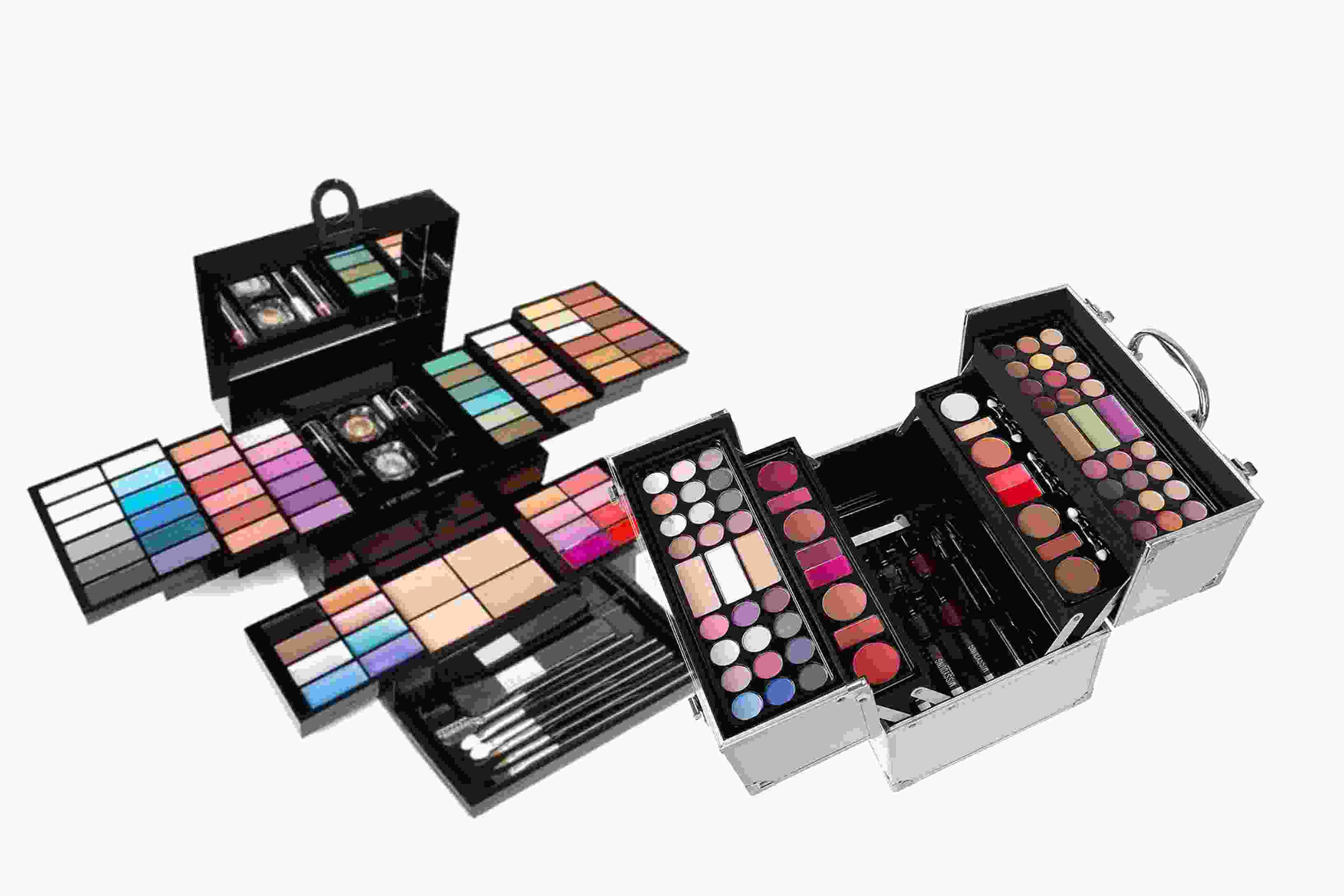 Make-up kits
