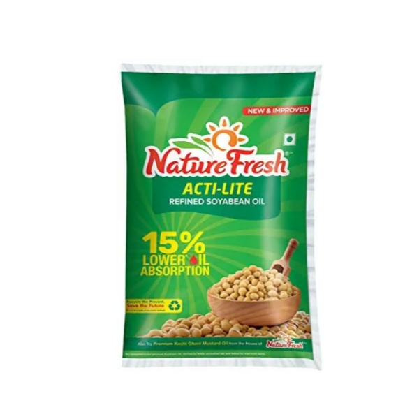 Nature Fresh Soyabean Oil Pouch, 1L